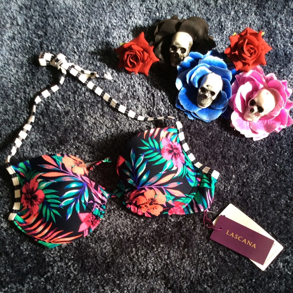 Victoria’s Secret push up bikini